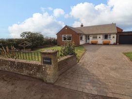 3 bedroom Cottage for rent in Corby Hill