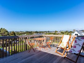 Whero Pods - Mangawhai Heads Holiday Home -  - 1163664 - thumbnail photo 6