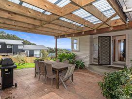 Pacific Views - Langs Beach Holiday Home -  - 1163808 - thumbnail photo 10