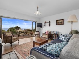 Pacific Views - Langs Beach Holiday Home -  - 1163808 - thumbnail photo 2