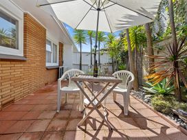 Relax At Ranch - Mount Maunganui Holiday Home -  - 1163809 - thumbnail photo 3