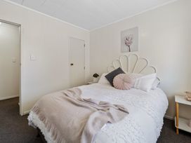 Relax At Ranch - Mount Maunganui Holiday Home -  - 1163809 - thumbnail photo 9