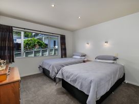 Oceanside Treasure - Paihia Holiday Home -  - 1163961 - thumbnail photo 14