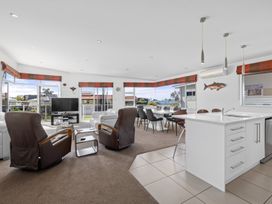 Oceanside Treasure - Paihia Holiday Home -  - 1163961 - thumbnail photo 7