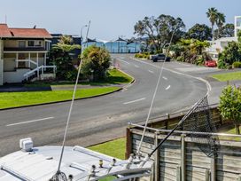 Oceanside Treasure - Paihia Holiday Home -  - 1163961 - thumbnail photo 1