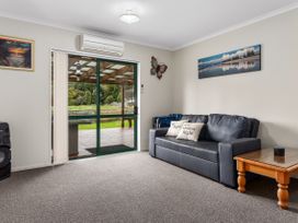 The Sun Trap - Ohope Beach Holiday Home -  - 1163962 - thumbnail photo 5