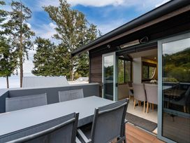 Ridgeview Retreat - Taupo Holiday Home -  - 1163964 - thumbnail photo 8