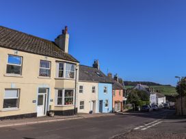 2 bedroom Cottage for rent in Charmouth