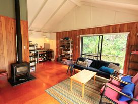 The Weka House - Kawau Island Holiday Home -  - 1164325 - thumbnail photo 3