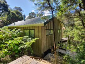 The Weka House - Kawau Island Holiday Home -  - 1164325 - thumbnail photo 17