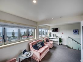 Seabreeze Penthouse - Napier Holiday Apartment -  - 1164406 - thumbnail photo 18