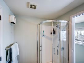 Seabreeze Penthouse - Napier Holiday Apartment -  - 1164406 - thumbnail photo 25