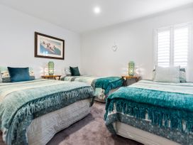 The Dunes - Whangamata Holiday Apartment -  - 1164602 - thumbnail photo 15