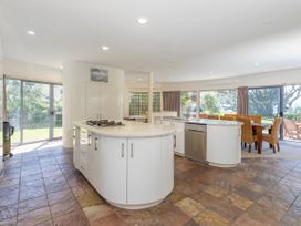 Beach Haven Bonanza - Pauanui Holiday Home -  - 1164603 - thumbnail photo 11