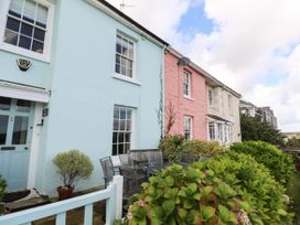 3 bedroom Cottage for rent in Falmouth