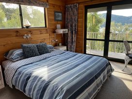 Picturesque Waikawa - Picton Holiday Home -  - 1164732 - thumbnail photo 11