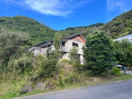 Picturesque Waikawa - Picton Holiday Home -  - 1164732 - thumbnail photo 22