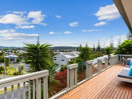 High Tide - Mangawhai Heads Holiday Home -  - 1164779 - thumbnail photo 1