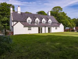 5 bedroom Cottage for rent in Rhoscolyn