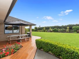 Magical Waipu - Central Family Holiday Home -  - 1165135 - thumbnail photo 2