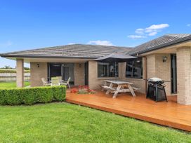 Magical Waipu - Central Family Holiday Home -  - 1165135 - thumbnail photo 1