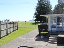 Waitangi Beach Unit A - Te Ti Beach Bach Paihia -  - 1165137 - thumbnail photo 1