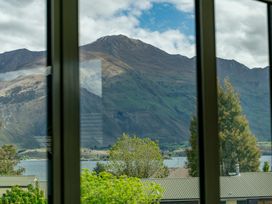 Cherry Court - Wanaka Holiday Home -  - 1165139 - thumbnail photo 15