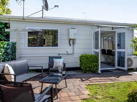 Seaside Hideaway - New Plymouth Holiday Home -  - 1165246 - thumbnail photo 3