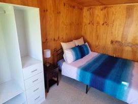 Seaside Hideaway - New Plymouth Holiday Home -  - 1165246 - thumbnail photo 13