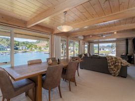 Waterfront Paradise - Pauanui Holiday Home -  - 1165249 - thumbnail photo 11