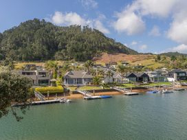 Waterfront Paradise - Pauanui Holiday Home -  - 1165249 - thumbnail photo 21