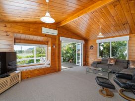 Park View Cottage - Pauanui Holiday Home -  - 1165251 - thumbnail photo 7