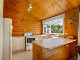 Park View Cottage - Pauanui Holiday Home -  - 1165251 - thumbnail photo 8