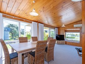 Park View Cottage - Pauanui Holiday Home -  - 1165251 - thumbnail photo 10