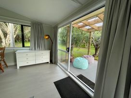 Olive Grove Cottage - Whangarei Holiday Home -  - 1165260 - thumbnail photo 9