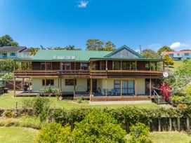 Serenity Hills - Mangonui Holiday Home -  - 1165262 - thumbnail photo 1