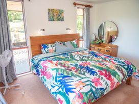 Serenity Hills - Mangonui Holiday Home -  - 1165262 - thumbnail photo 20