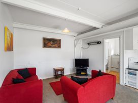 Unwind at Tindalls Bay - Whangaparaoa Apartment -  - 1165264 - thumbnail photo 7