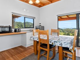 Waitorupai Retreat 2 - Sandy Bay Holiday Home -  - 1165322 - thumbnail photo 3