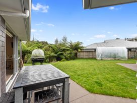 The Red Door - New Plymouth Holiday Home -  - 1165323 - thumbnail photo 22