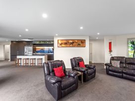 The Red Door - New Plymouth Holiday Home -  - 1165323 - thumbnail photo 5