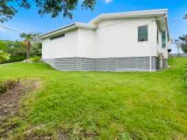 Hornbill Nest - Waikanae Beach Holiday Home -  - 1165430 - thumbnail photo 8