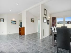 Hornbill Nest - Waikanae Beach Holiday Home -  - 1165430 - thumbnail photo 16