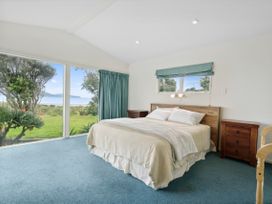 Hornbill Nest - Waikanae Beach Holiday Home -  - 1165430 - thumbnail photo 20