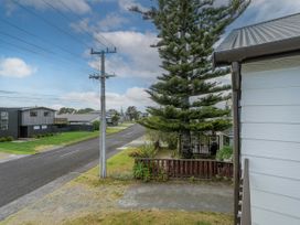 Whanga Bach - Whangamata Holiday Home -  - 1165528 - thumbnail photo 29