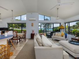 Rangimarie - Paihia Holiday Home -  - 1165537 - thumbnail photo 6