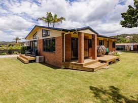 Rangimarie - Paihia Holiday Home -  - 1165537 - thumbnail photo 1