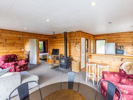 Stag Shack - Ohakune Holiday Home -  - 1165606 - thumbnail photo 5