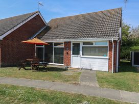 3 bedroom Cottage for rent in Lowestoft