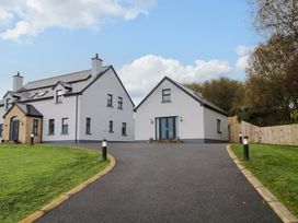 1 bedroom Cottage for rent in Mountcharles